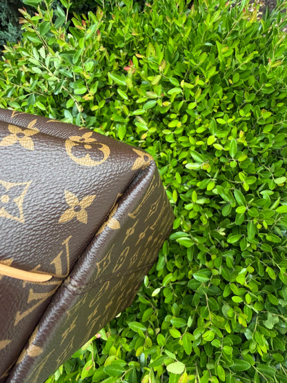 Louis Vuitton Turenne MM – Monogram Canvas