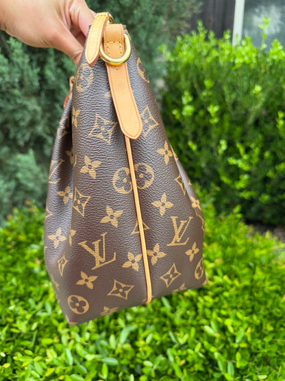 Louis Vuitton Turenne MM – Monogram Canvas