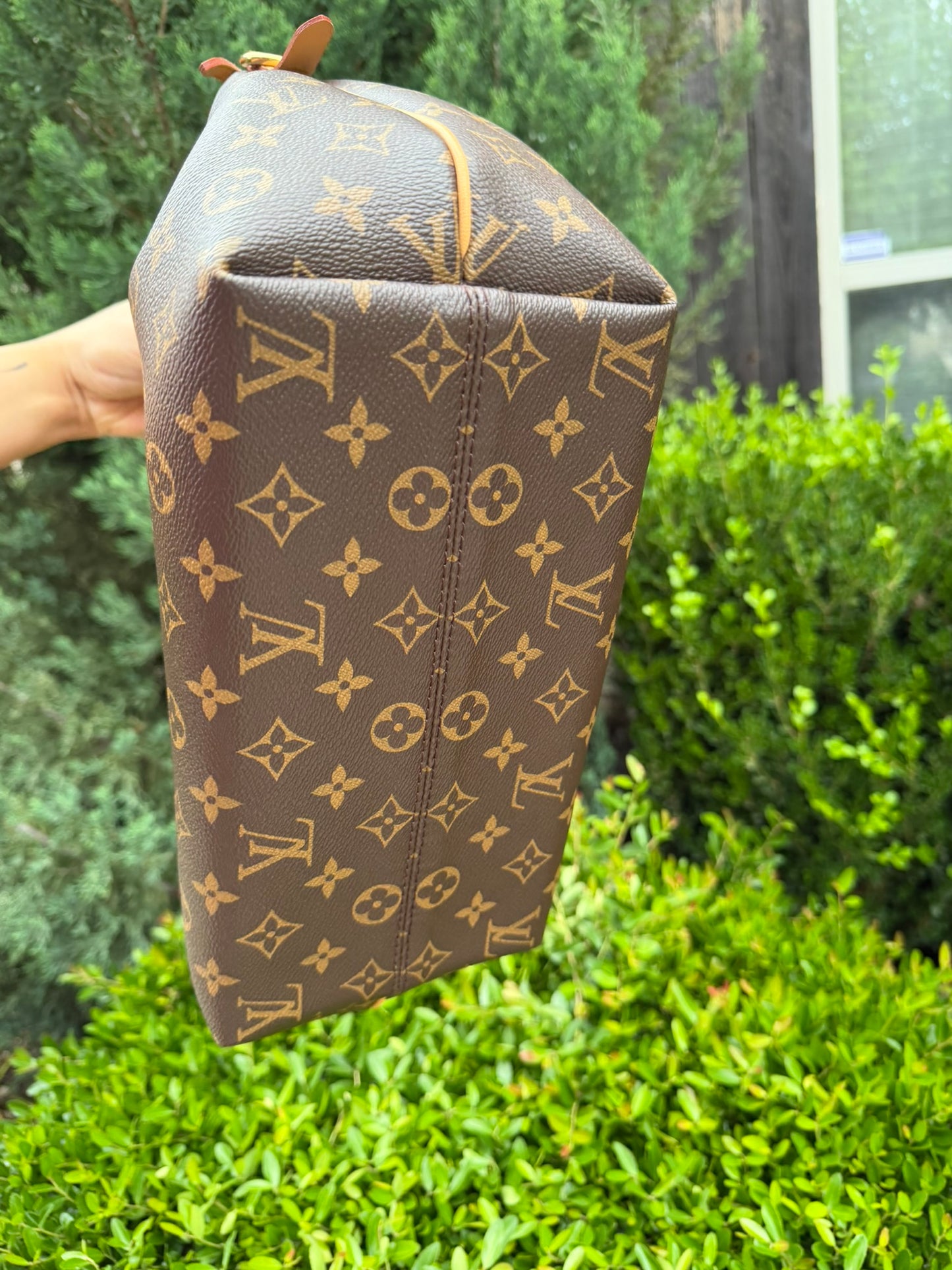 Louis Vuitton Turenne MM – Monogram Canvas