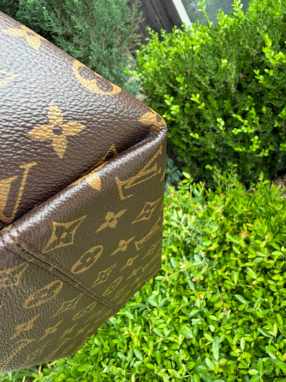 Louis Vuitton Turenne MM – Monogram Canvas