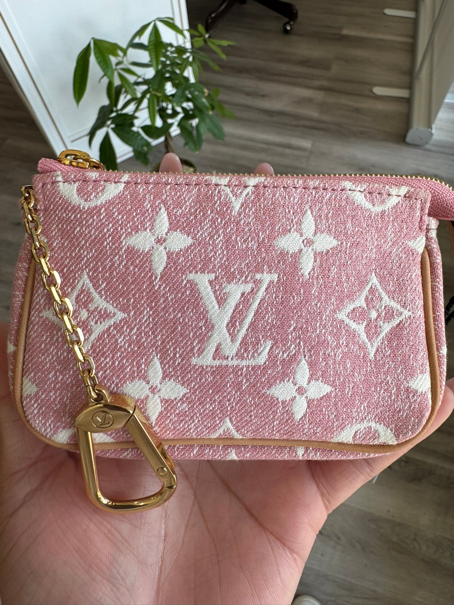 Louis Vuitton Micro Denim Pochette in Pink Monogram Denim