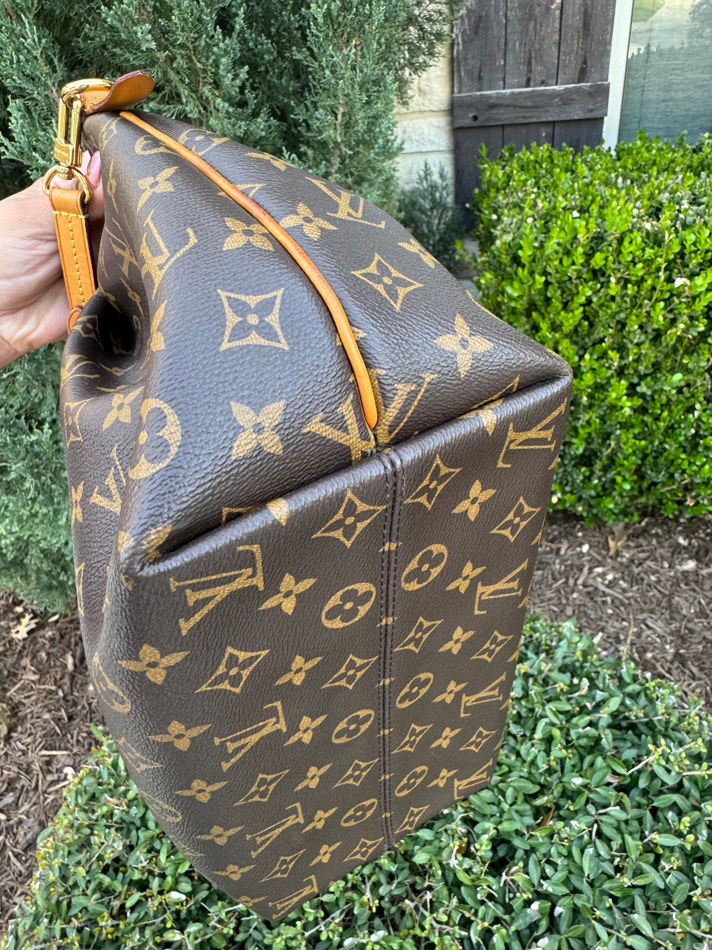 Louis Vuitton Turenne MM