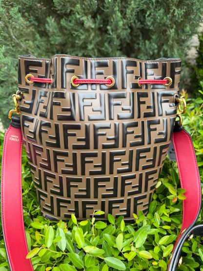 Fendi Mon Tresor Bucket Bag – Bi-Color Cherry Red