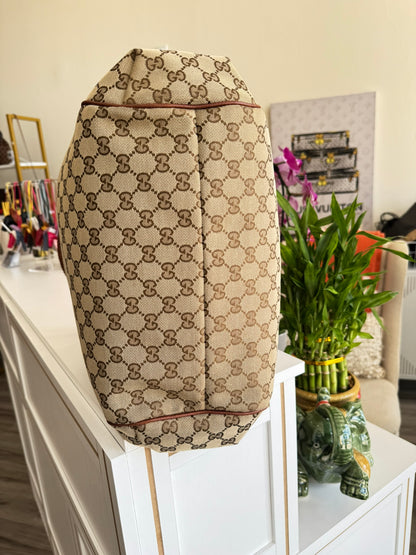 Gucci GG Hobo Bag in Classic Monogram Canvas