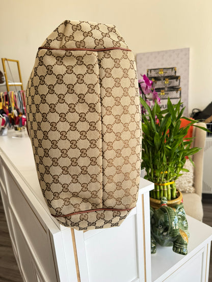 Gucci GG Hobo Bag in Classic Monogram Canvas