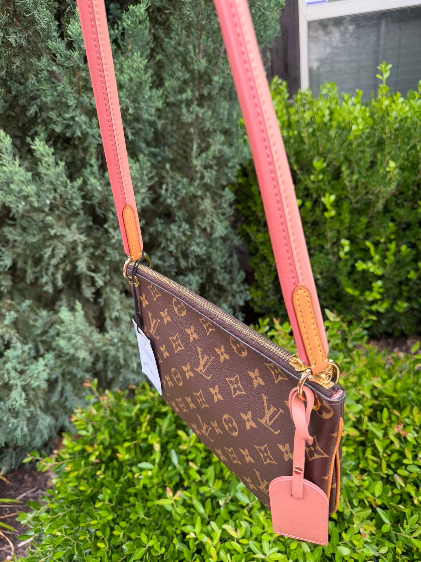 Louis Vuitton Loretta – Monogram Canvas Vieux Rose
