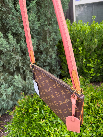 Louis Vuitton Loretta – Monogram Canvas Vieux Rose