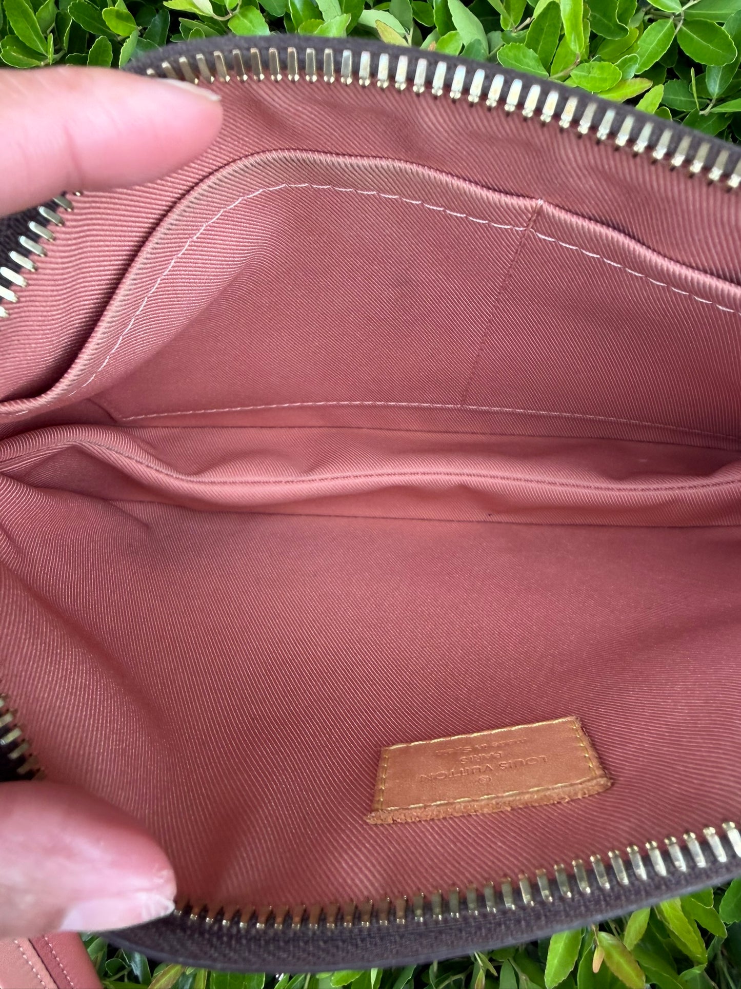 Louis Vuitton Loretta – Monogram Canvas Vieux Rose