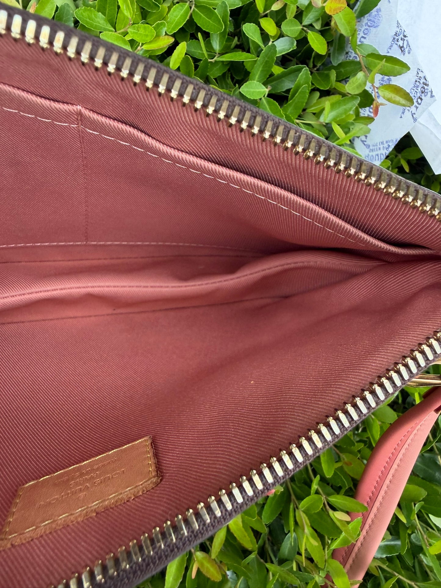 Louis Vuitton Loretta – Monogram Canvas Vieux Rose