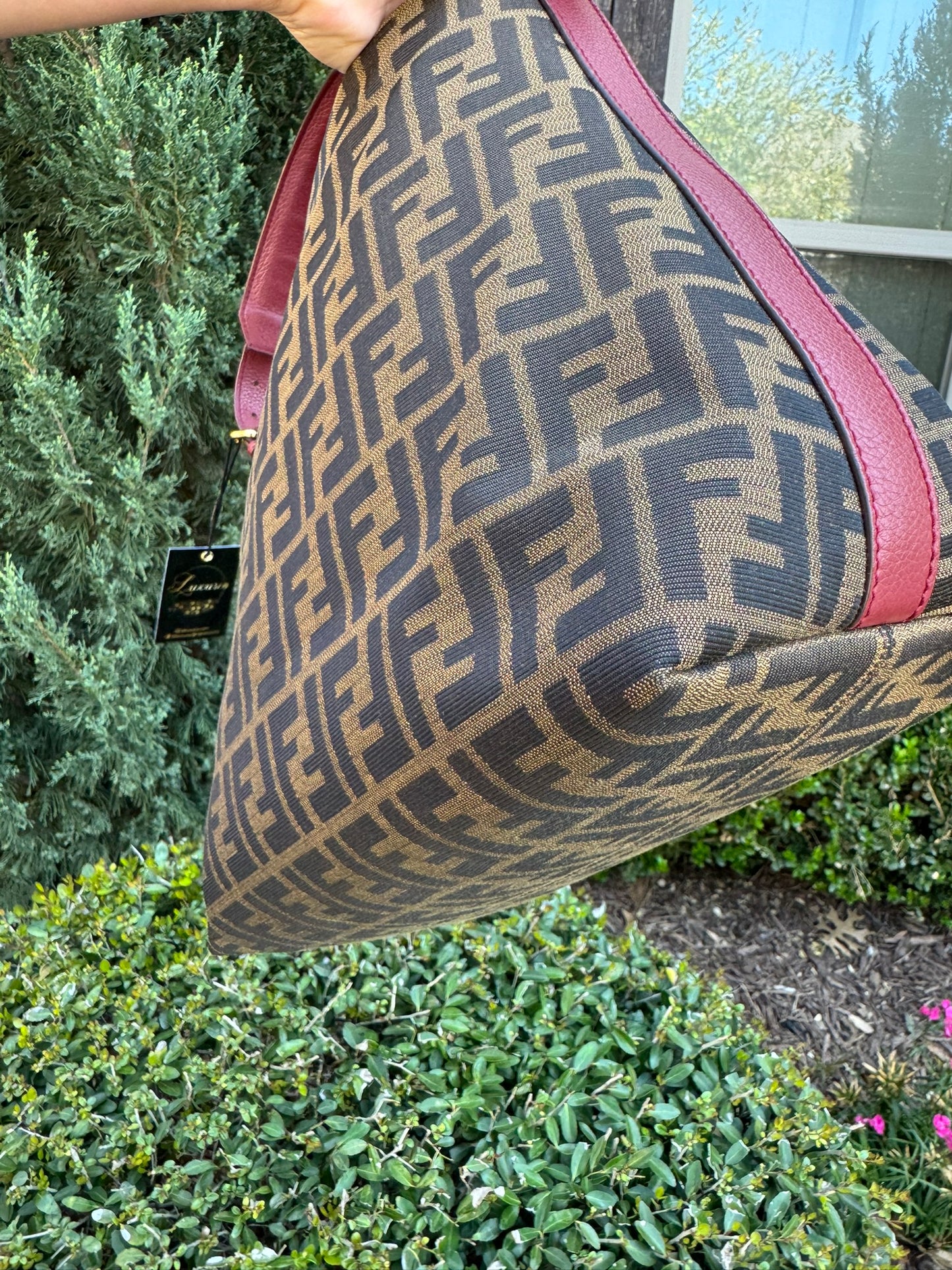 Fendi Piccola Hobo in Pink