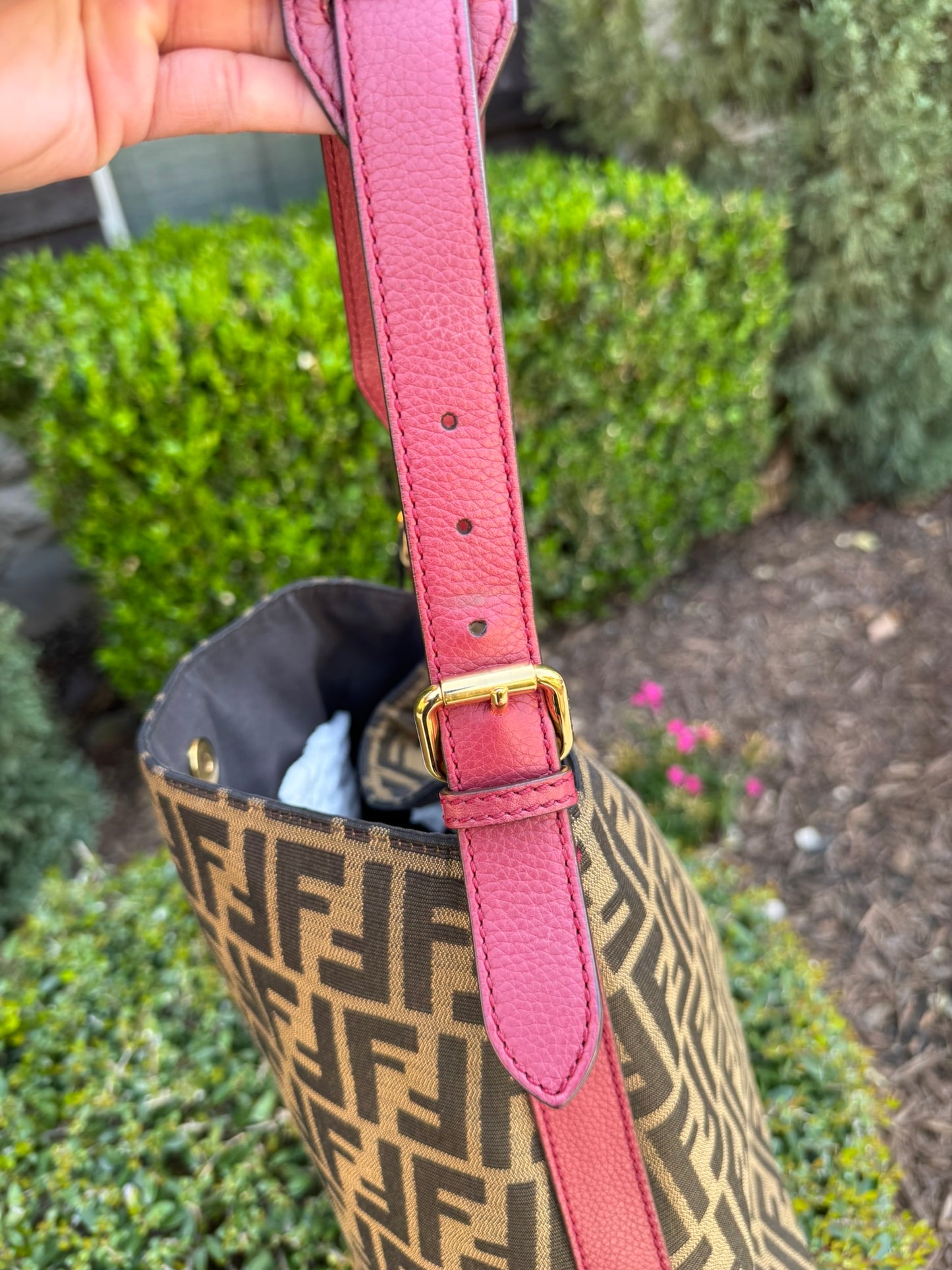 Fendi Piccola Hobo in Pink