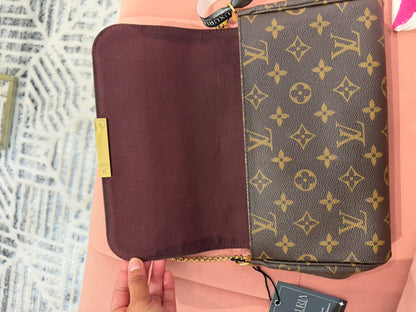 Louis Vuitton Favorite MM – Monogram Canvas