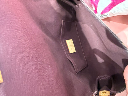 Louis Vuitton Favorite MM – Monogram Canvas