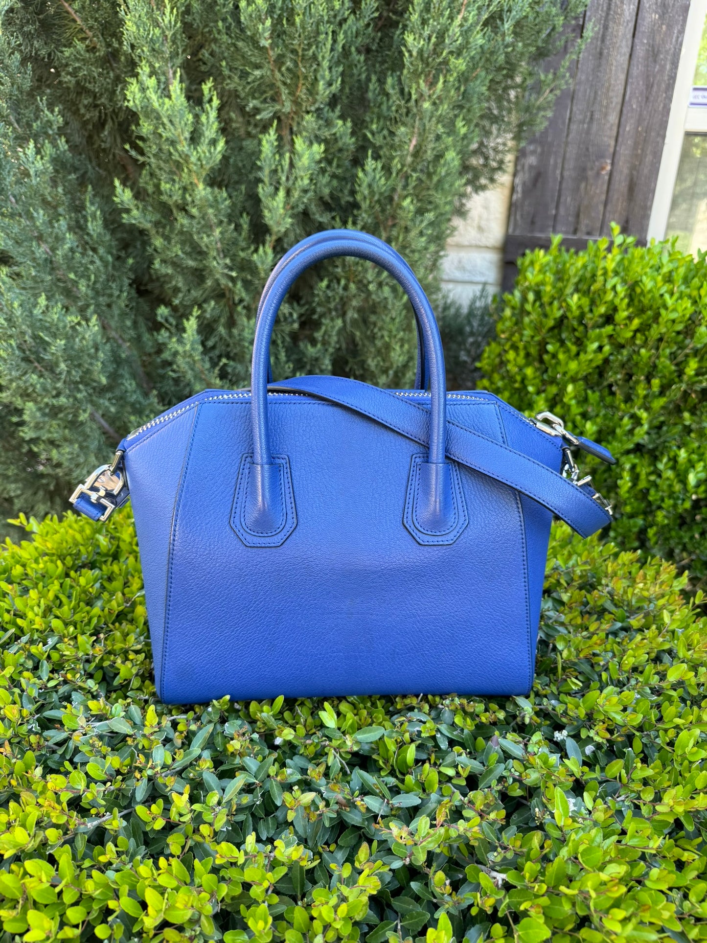 Givenchy Antigona in Blue Leather
