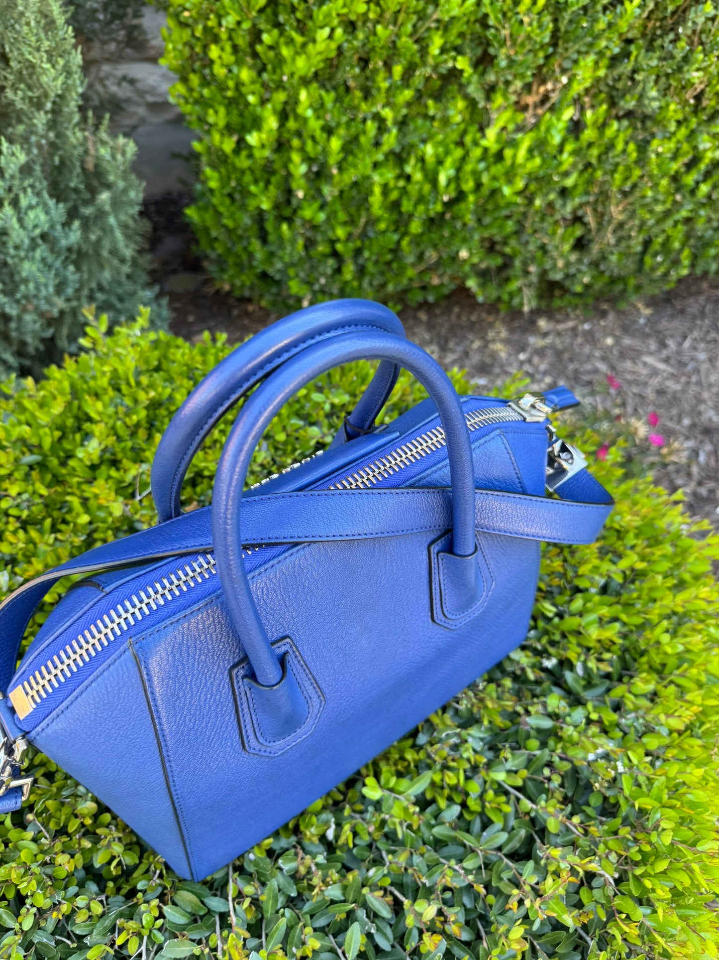 Givenchy Antigona in Blue Leather