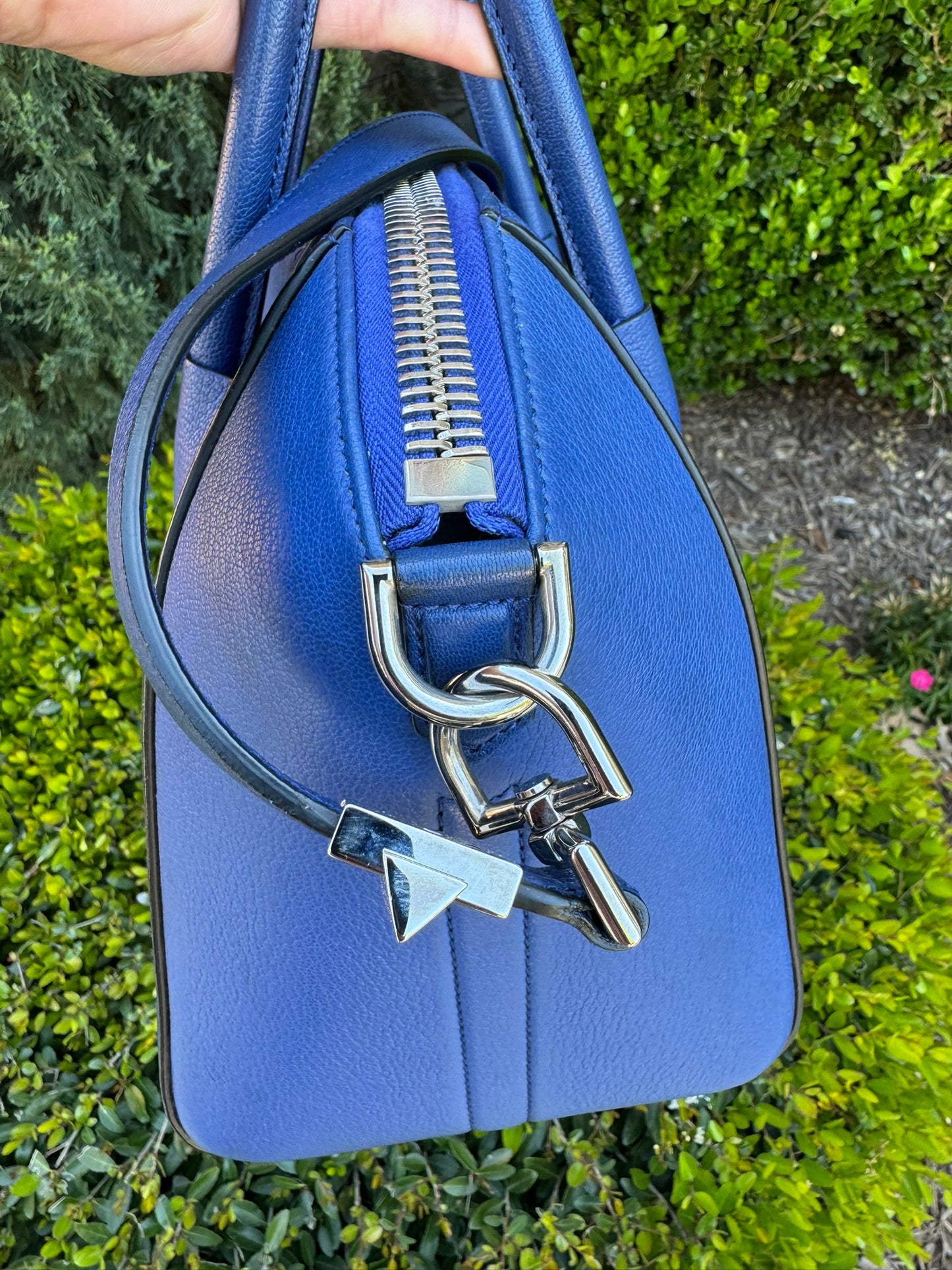 Givenchy Antigona in Blue Leather