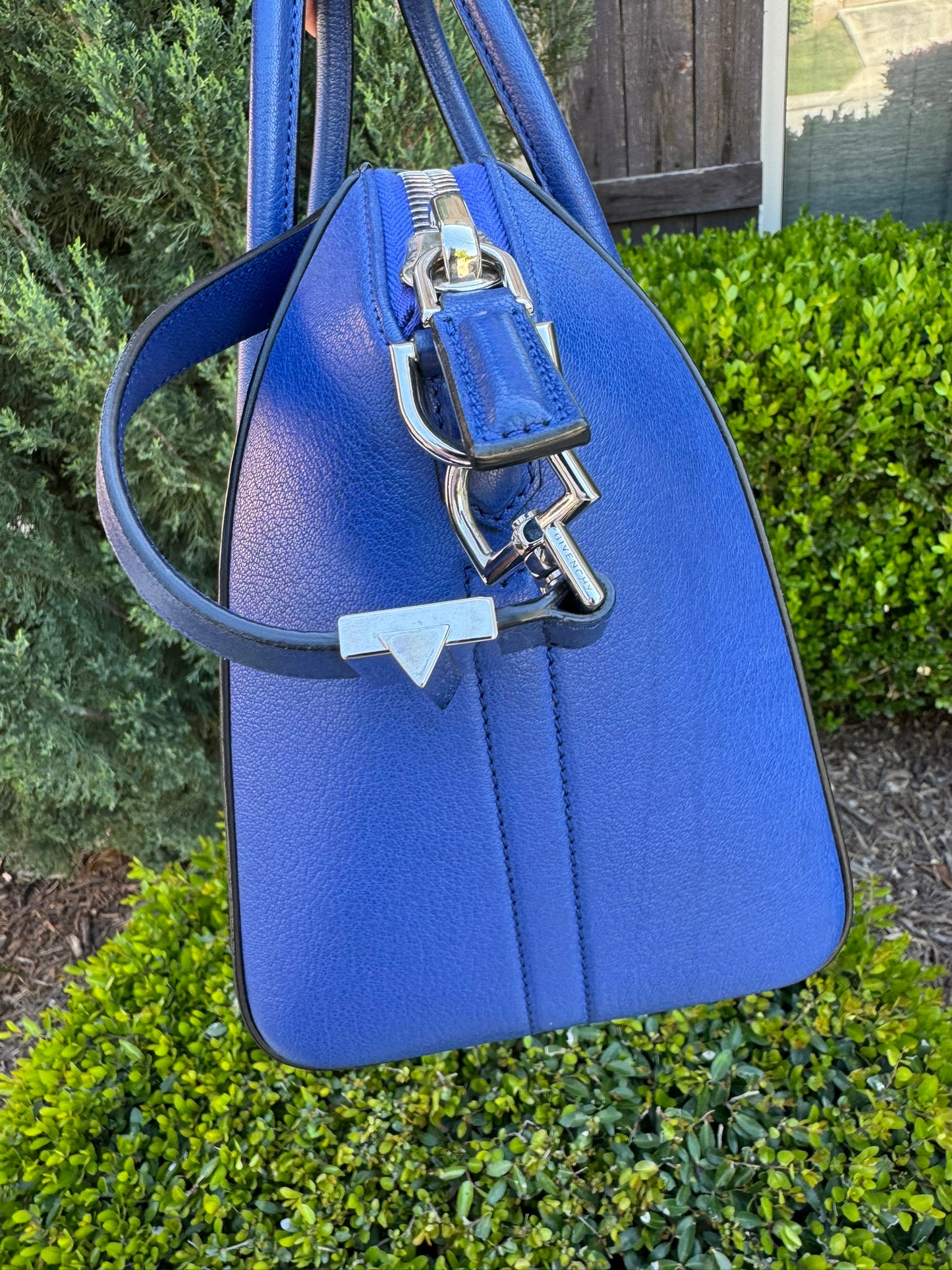 Givenchy Antigona in Blue Leather