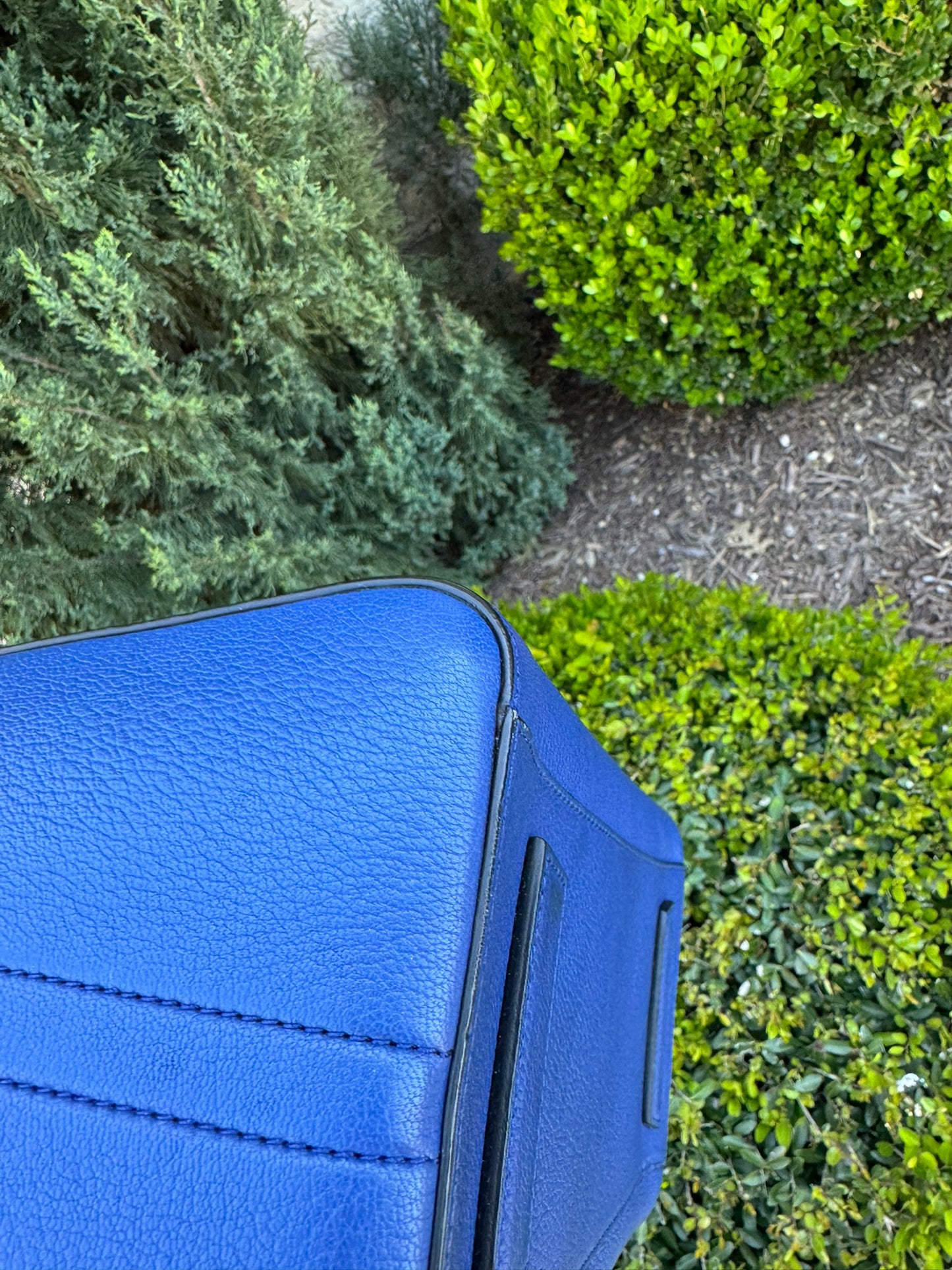 Givenchy Antigona in Blue Leather