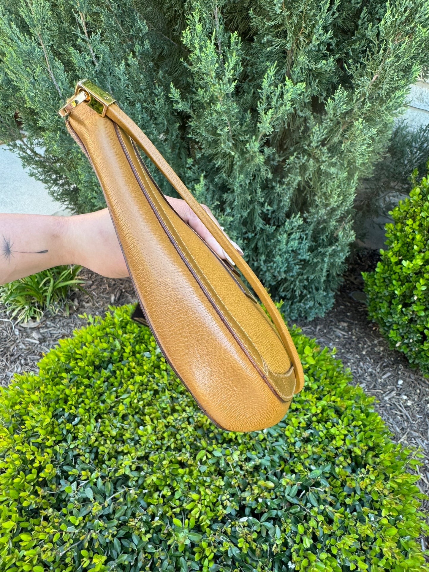 Gucci Vintage G Buckle Shoulder Bag