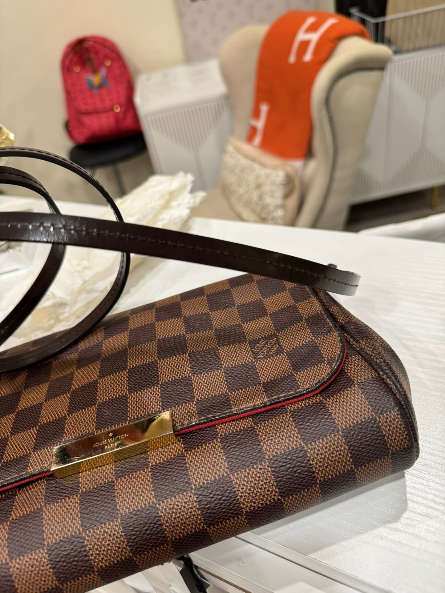 Louis Vuitton Favorite MM in Damier Ebene