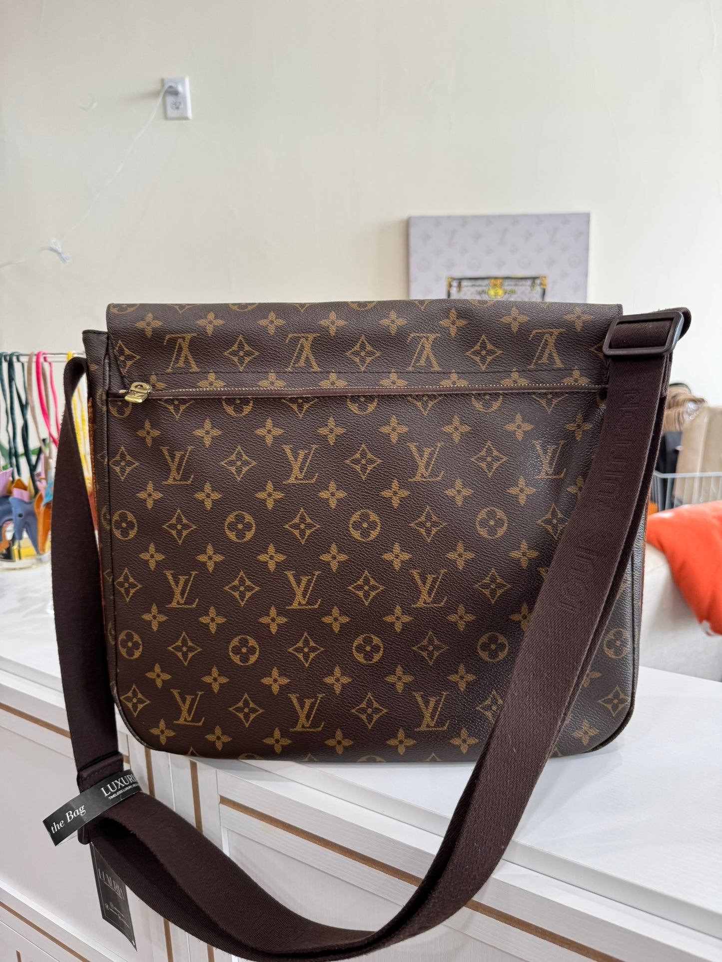 Louis Vuitton Beaubourg Messenger Bag in Monogram Canvas
