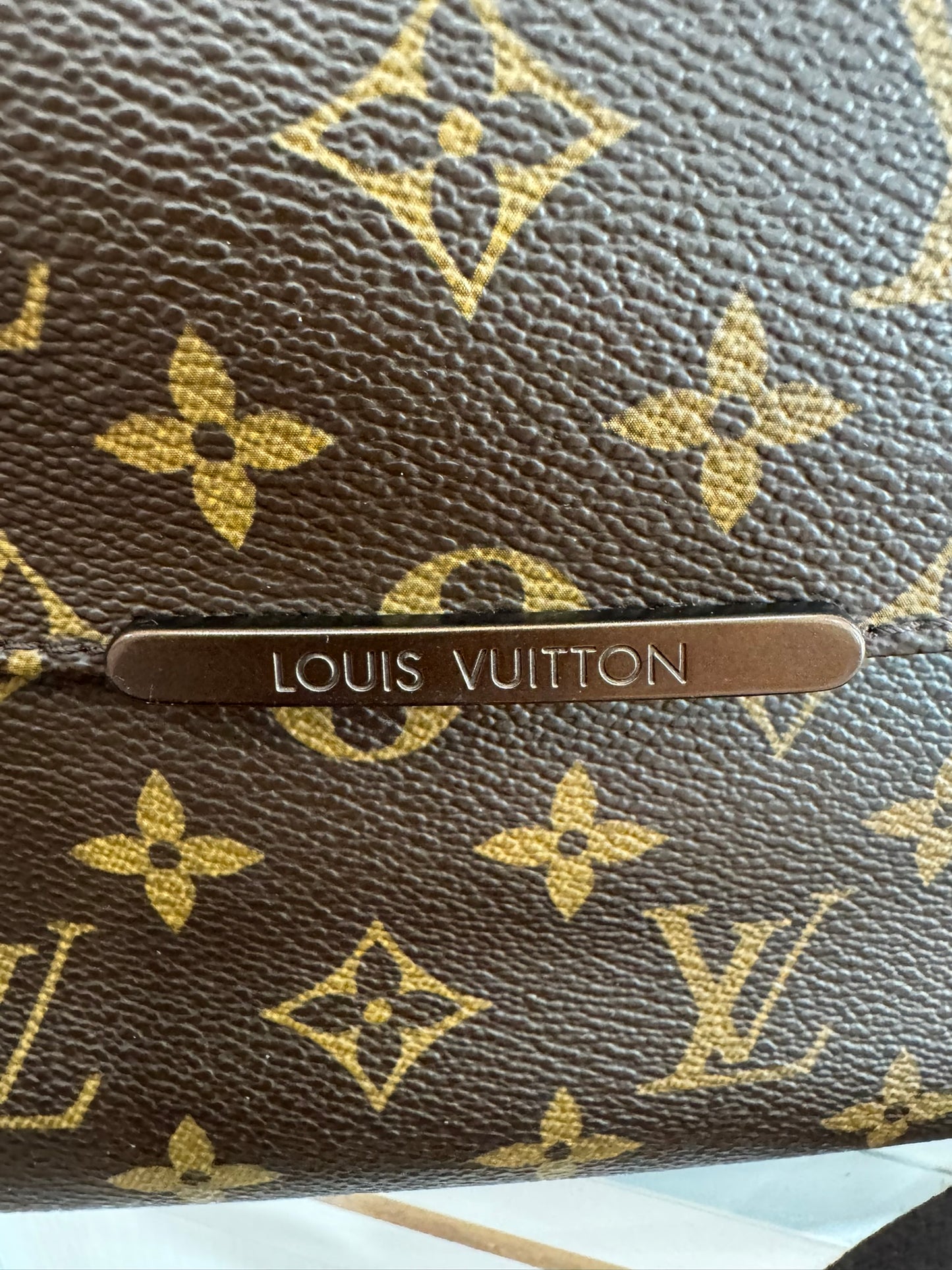 Louis Vuitton Beaubourg Messenger Bag in Monogram Canvas