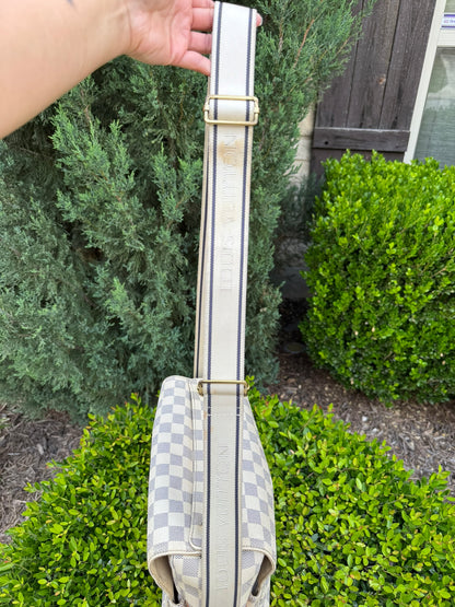 Louis Vuitton Naviglio in Damier Azur Canvas