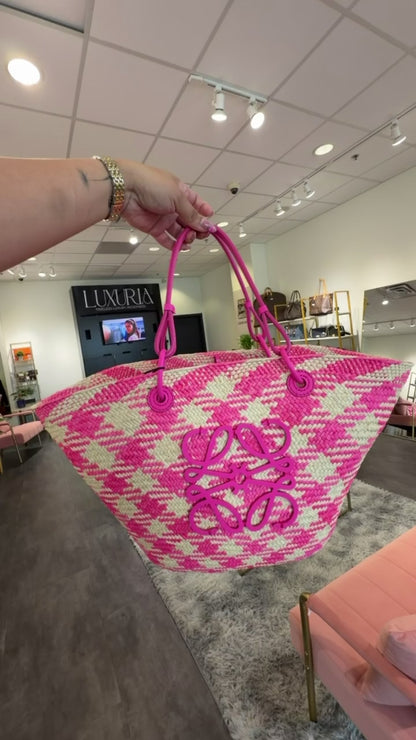 Loewe Anagram Raffia Tote – Hot Pink